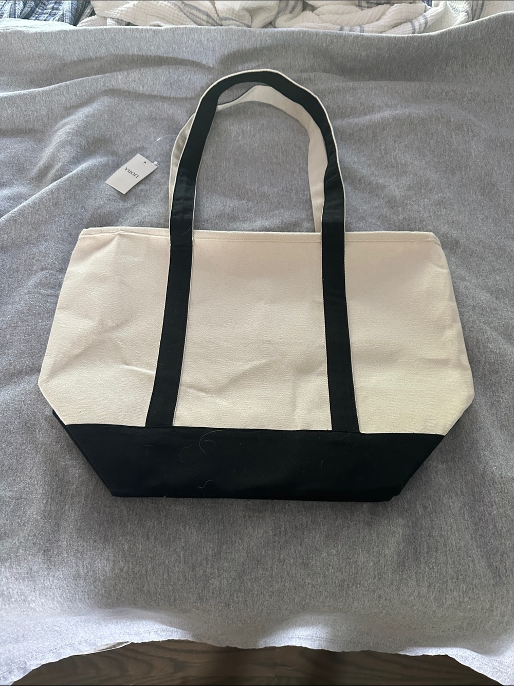 Vuori Cream and Black Canvas Tote with Exterior Pocket - Picture 2 of 4